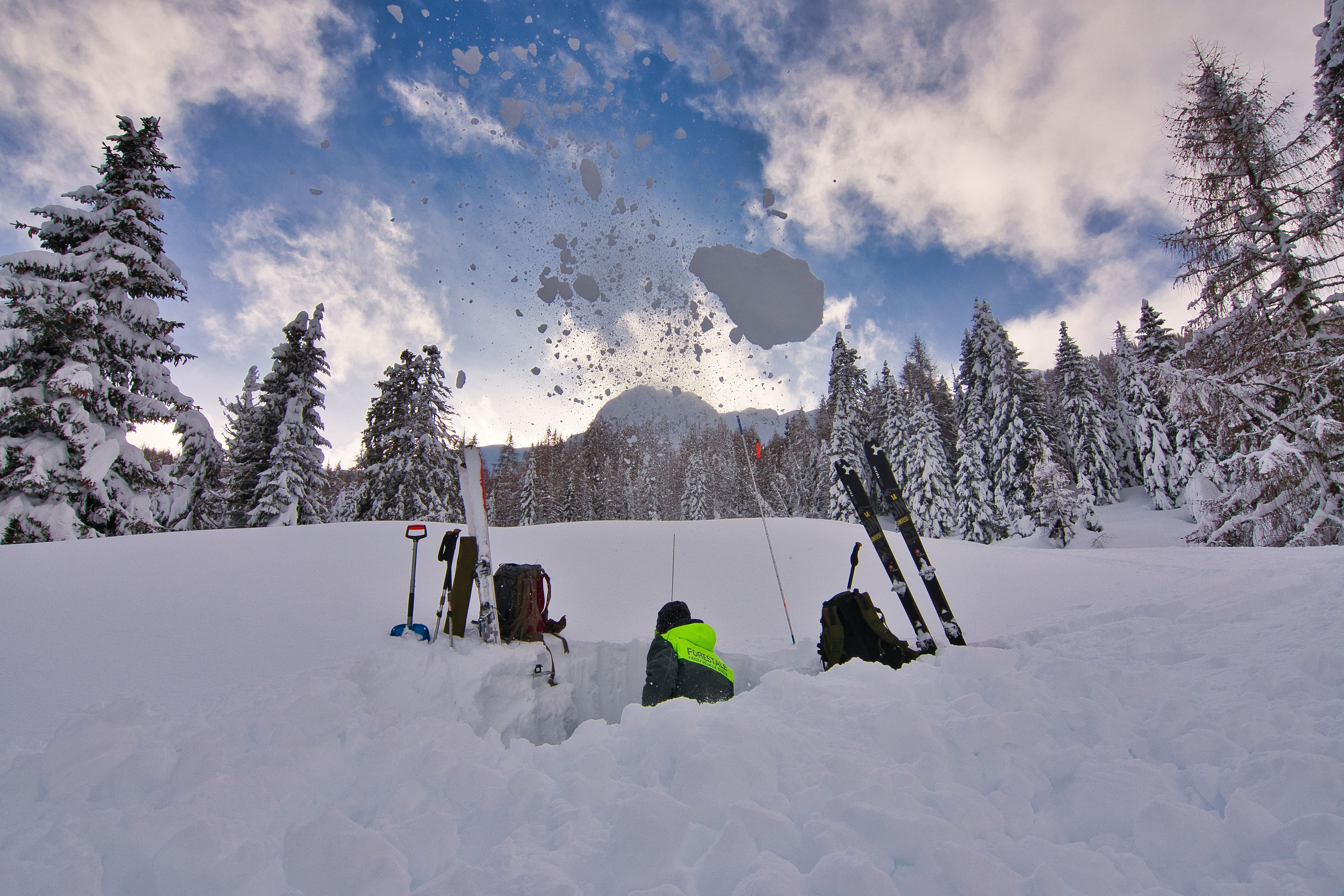 Claut Casera Resettum rilievo neve - Foto archivio CFR