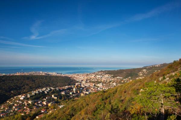 (Ri)Destinazione Monte Spaccato - Veduta sulla città di Trieste  -  (foto Roberto Valenti)