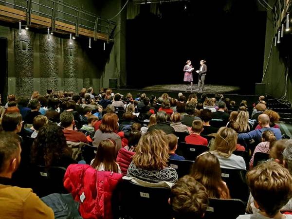 La strada dei libri passa dal teatro